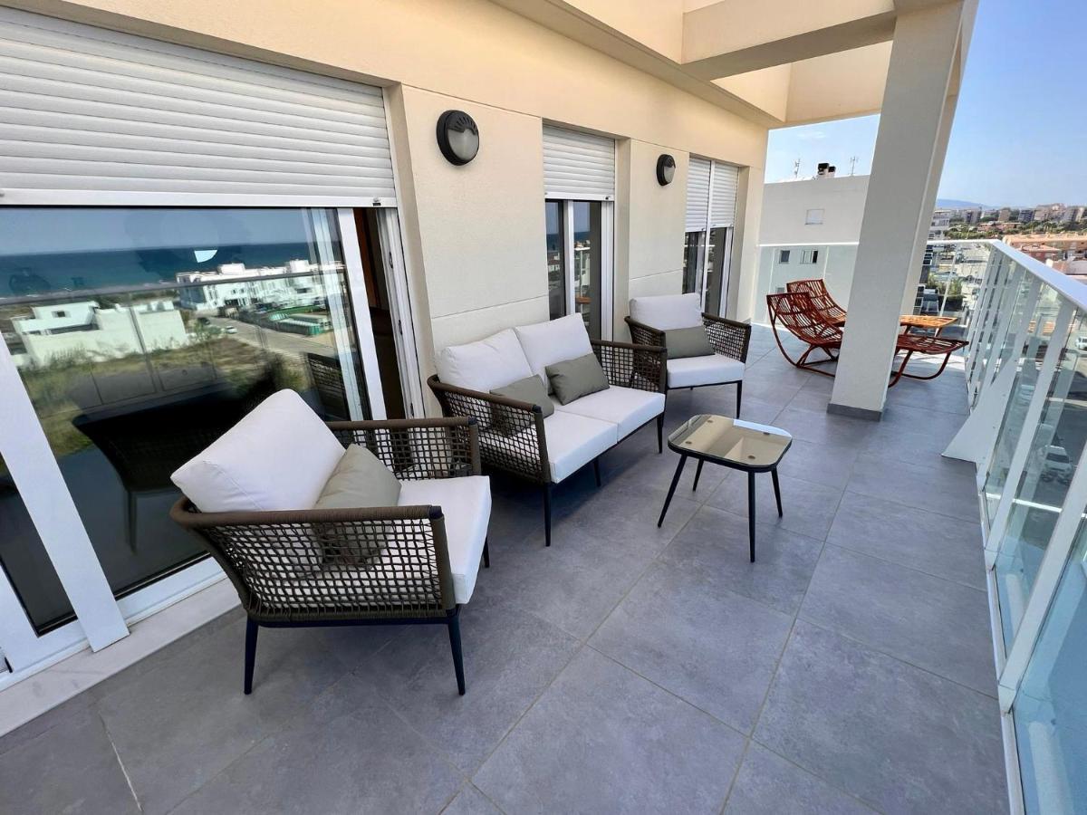 Beautiful Penthouse With Pool And Wonderful Beach View Oliva Exterior photo